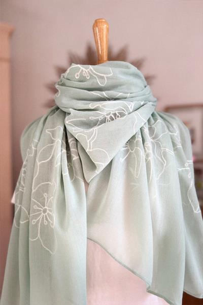 Foulard brodé ZAYETA
